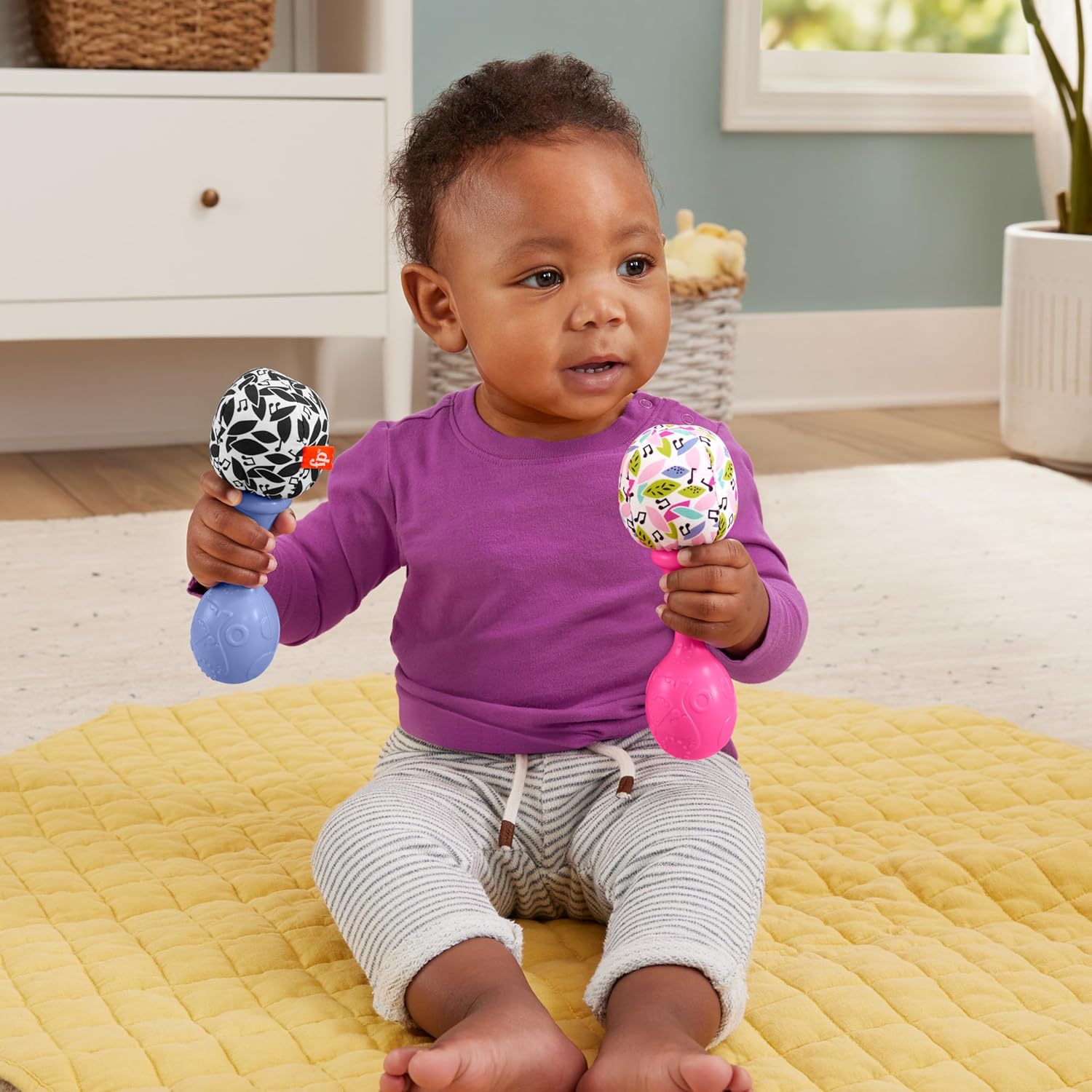 Fisher-Price Newborn Toys Rattle ‘n Rock Maracas, 2 Soft Musical ...